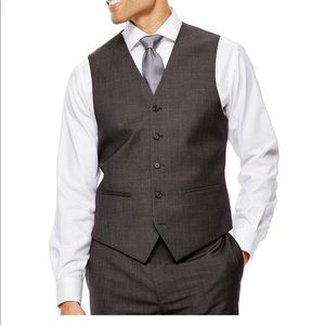 Claiborne Grey Vest Sz Large